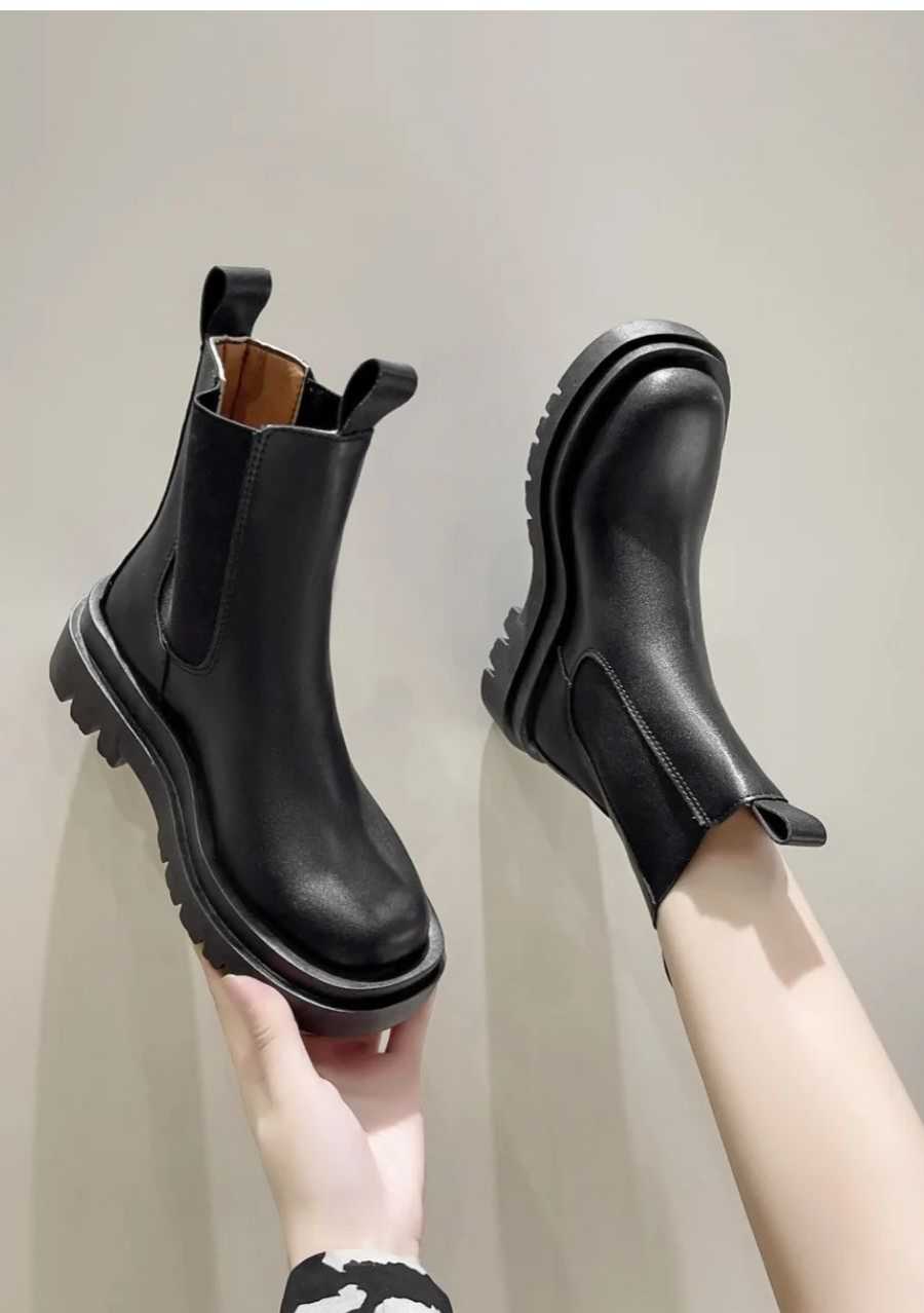 Nantua Chelsea Boot
